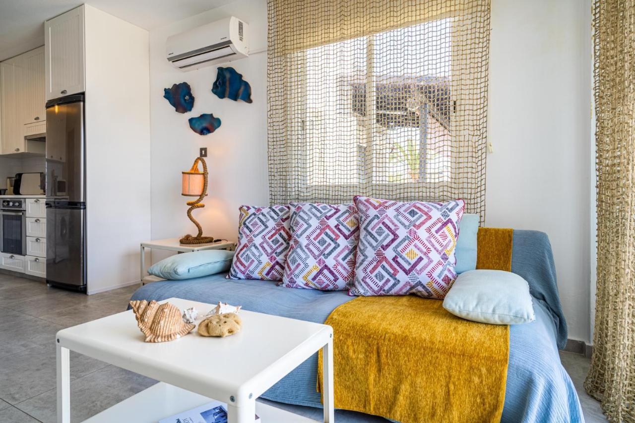 Seawaves 1- Bedroom Apartment Near Meneou Beach Larnaca Zewnętrze zdjęcie